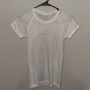 Lululemon swiftly tech short sleeve white top size 4
